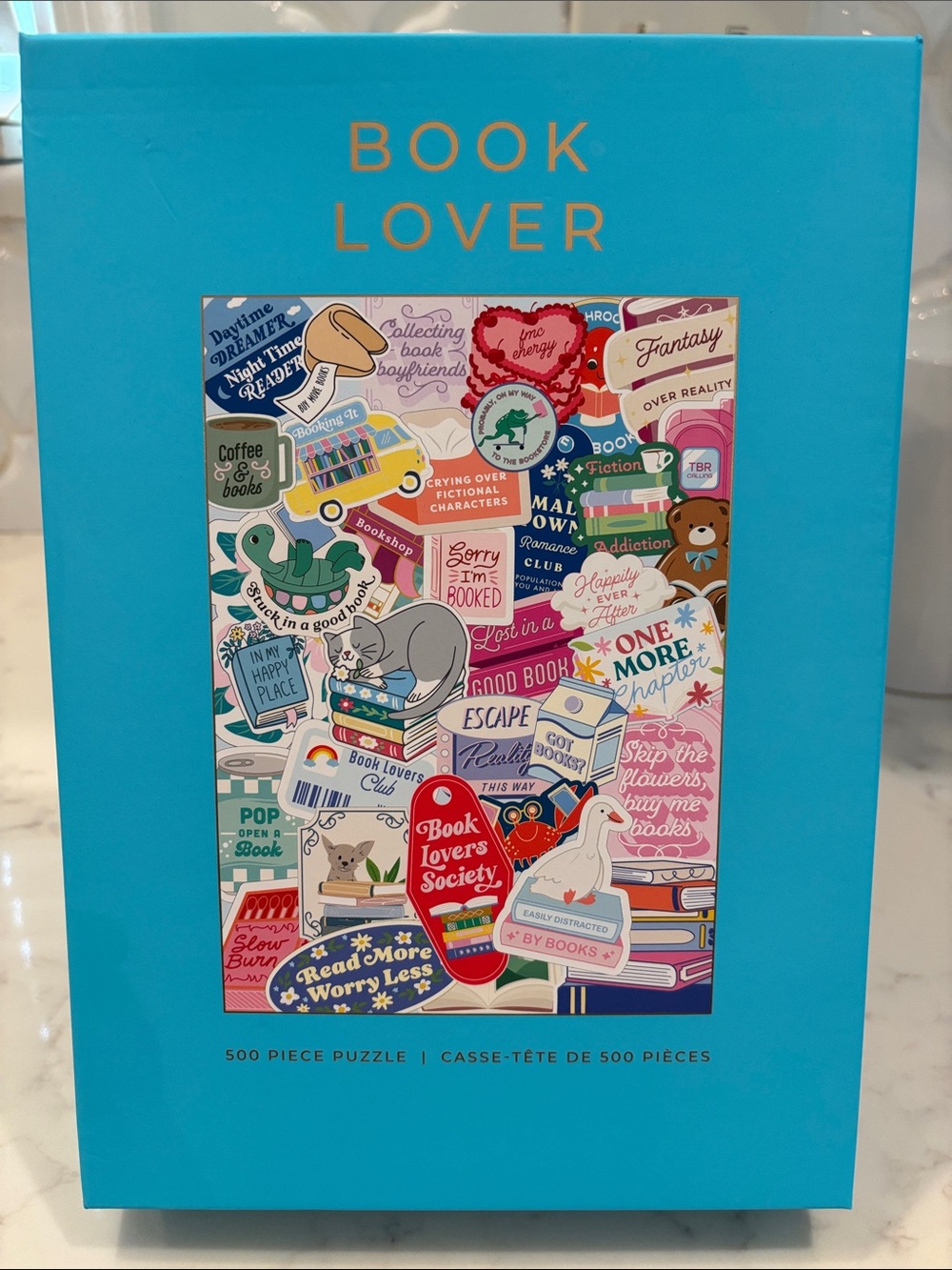 HOBBRY Book Lover 500 Piece Puzzle - Turquoise Box